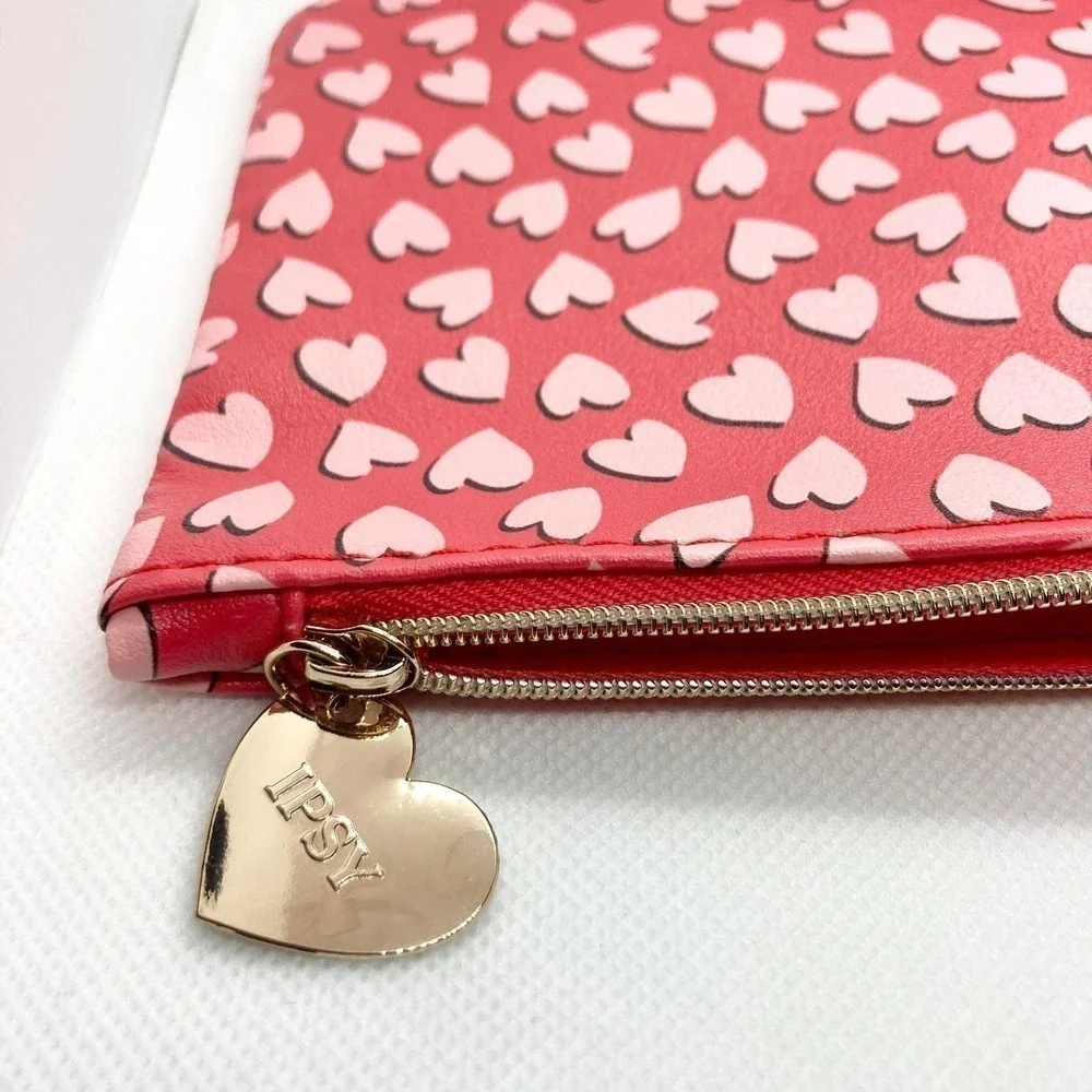 Full Hearts Cosmetics Makeup Bag
